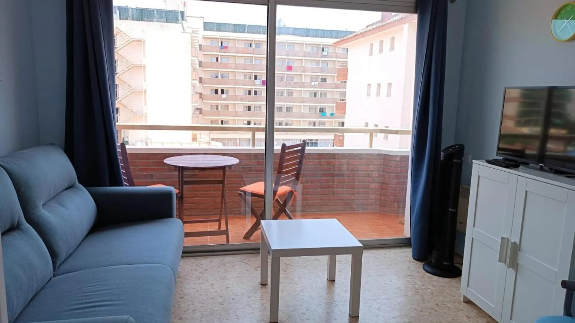 Vibrant Apartment Near Lloret Beach Lloret de Mar 0*,  Espagne